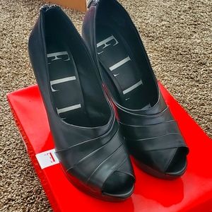 Peep toe mule heels - Elle Genevie size 9